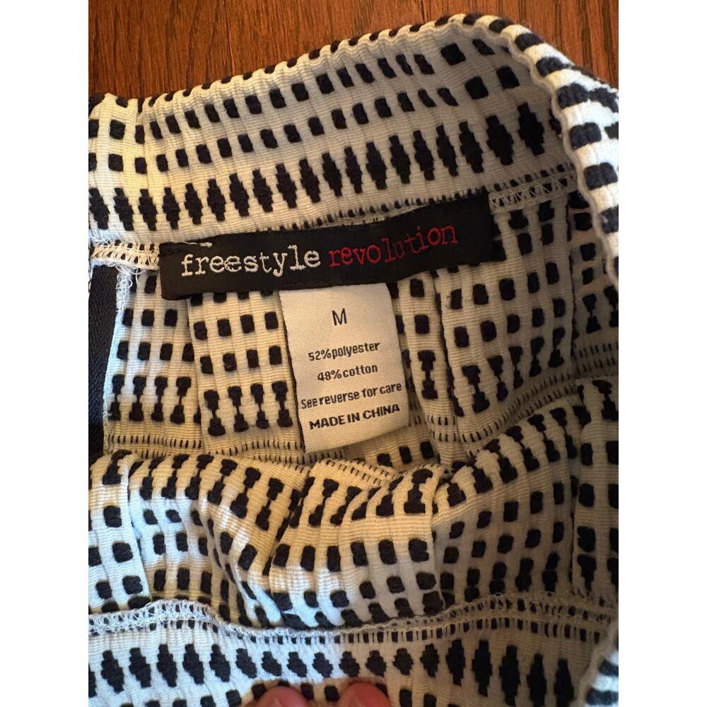 Freestyle Revolution Pleated Geometric Ikat Print Mini Skirt Size M - Picture 3 of 4